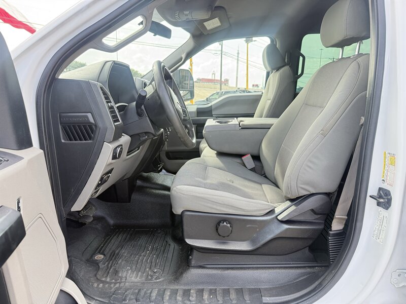 2017 Ford F-250 Super Duty XL - Photo 15 - Arlington, TX 76011