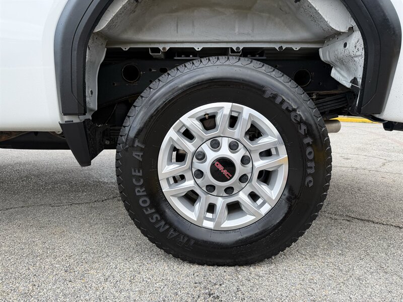 2022 GMC Sierra 2500HD SLE - Photo 11 - Arlington, TX 76011