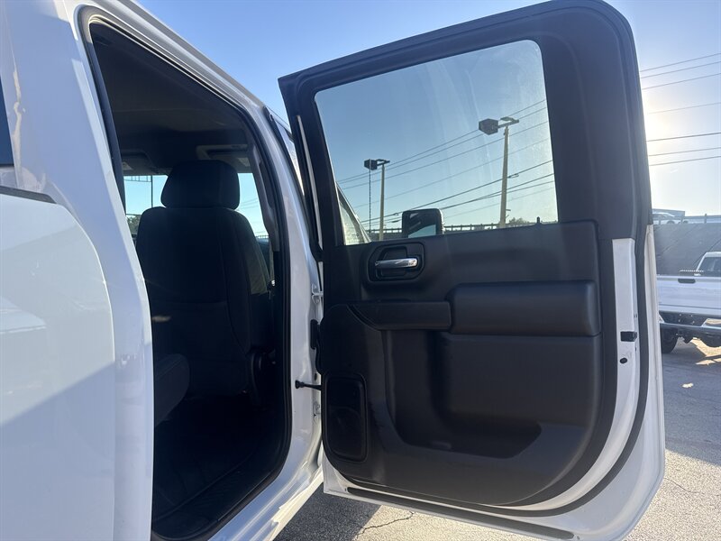 2021 Chevrolet Silverado 2500 LT - Photo 20 - Arlington, TX 76011