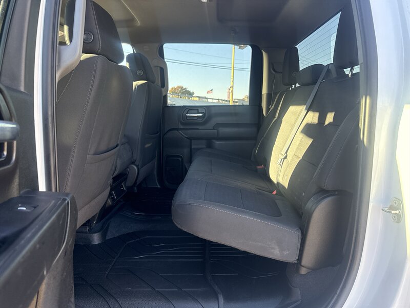 2021 Chevrolet Silverado 2500 LT - Photo 17 - Arlington, TX 76011