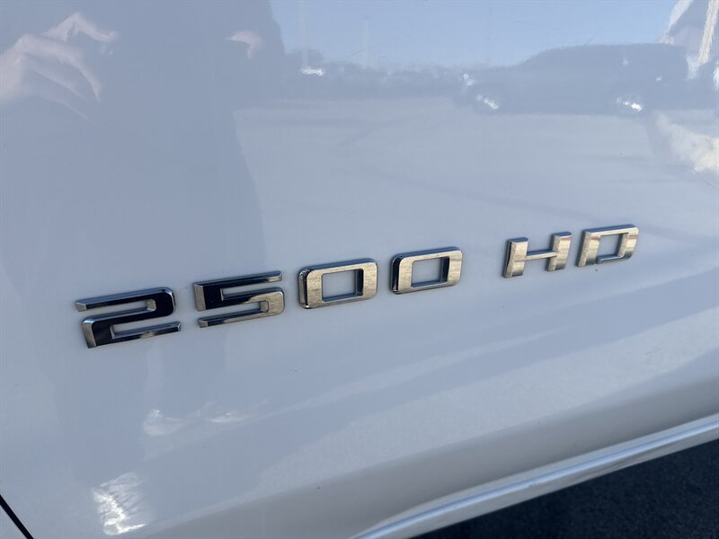 2021 Chevrolet Silverado 2500 LT - Photo 12 - Arlington, TX 76011