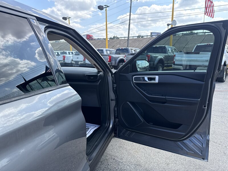 2021 Ford Explorer - Photo 16 - Arlington, TX 76011