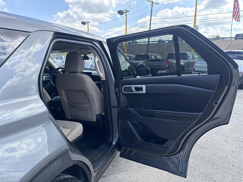2021 Ford Explorer - Photo 18 - Arlington, TX 76011
