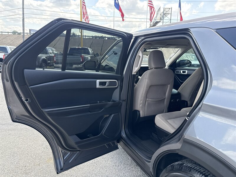 2021 Ford Explorer - Photo 14 - Arlington, TX 76011