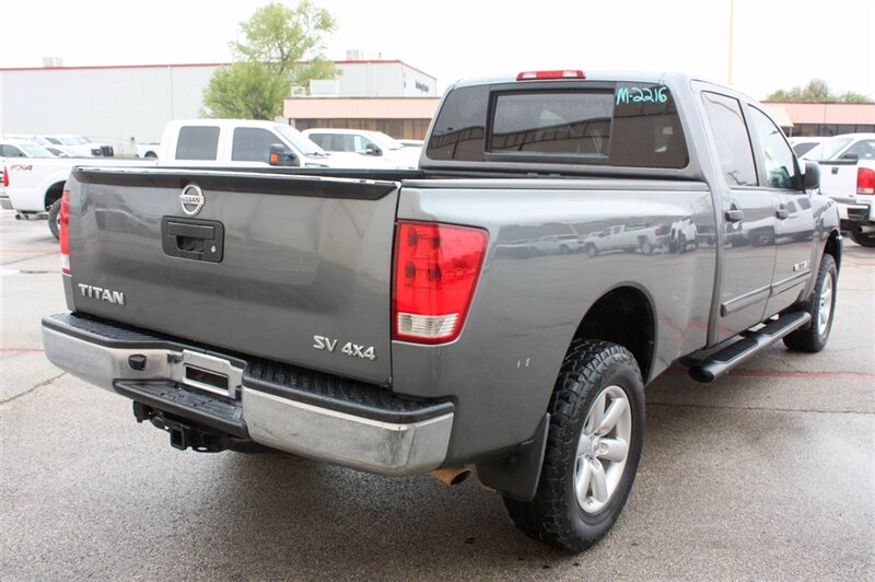 2013 Nissan Titan SV - Photo 5 - Arlington, TX 76011