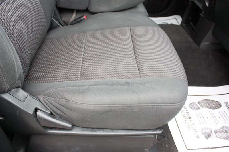 2013 Nissan Titan SV - Photo 25 - Arlington, TX 76011
