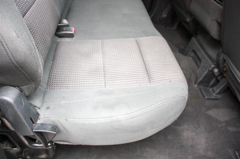 2013 Nissan Titan SV - Photo 21 - Arlington, TX 76011