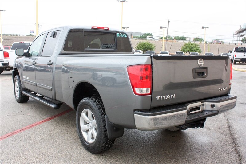2013 Nissan Titan SV - Photo 7 - Arlington, TX 76011