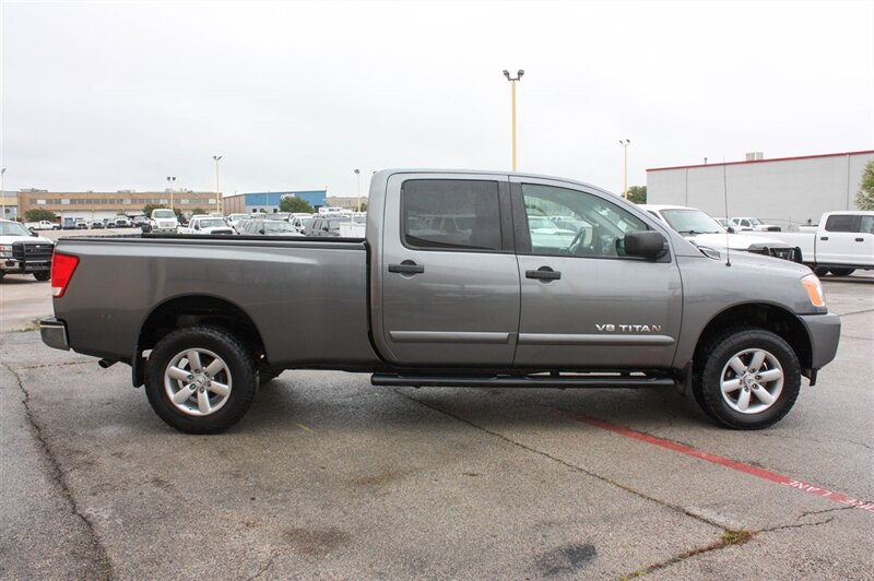 2013 Nissan Titan SV - Photo 4 - Arlington, TX 76011