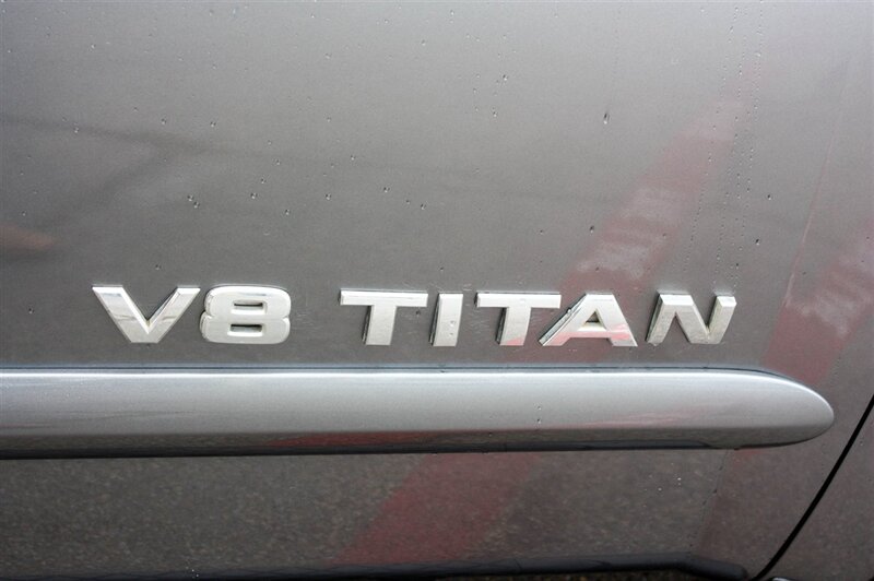 2013 Nissan Titan SV - Photo 9 - Arlington, TX 76011