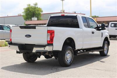 2017 Ford F-250 XL   - Photo 9 - Arlington, TX 76011