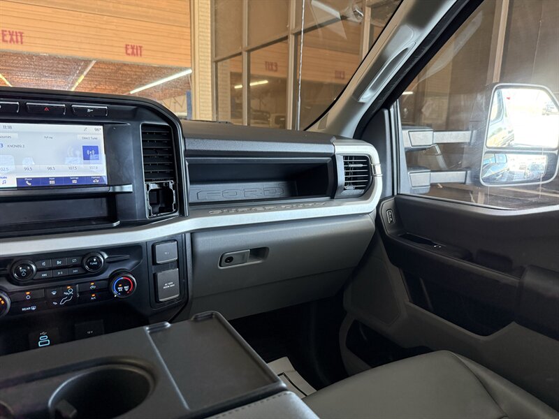 2024 Ford F-550 Super Duty - Photo 25 - Arlington, TX 76011