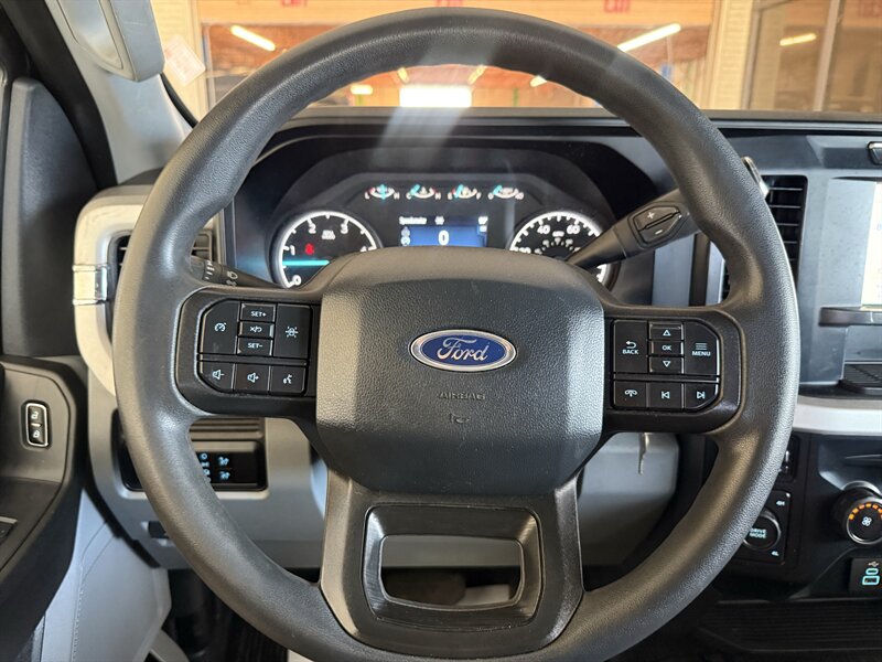 2024 Ford F-550 Super Duty - Photo 22 - Arlington, TX 76011