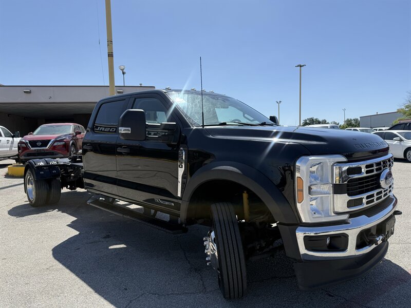 2024 Ford F-550 Super Duty - Photo 3 - Arlington, TX 76011