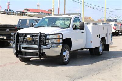 2013 Chevrolet Silverado 3500HD CC Work Truck   - Photo 6 - Arlington, TX 76011