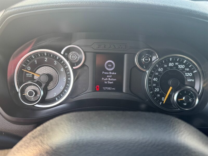 2022 RAM 3500 Tradesman - Photo 36 - Arlington, TX 76011