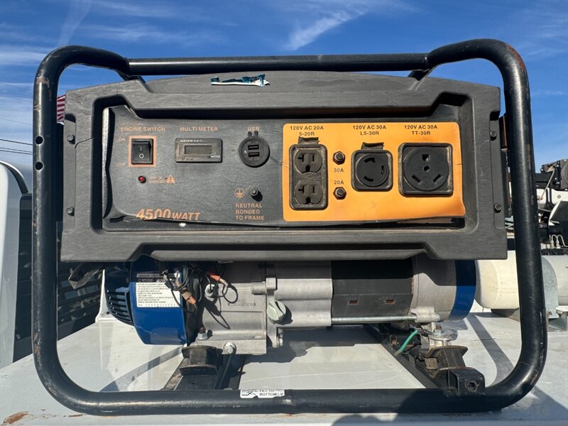 2022 RAM 3500 Tradesman - Photo 12 - Arlington, TX 76011