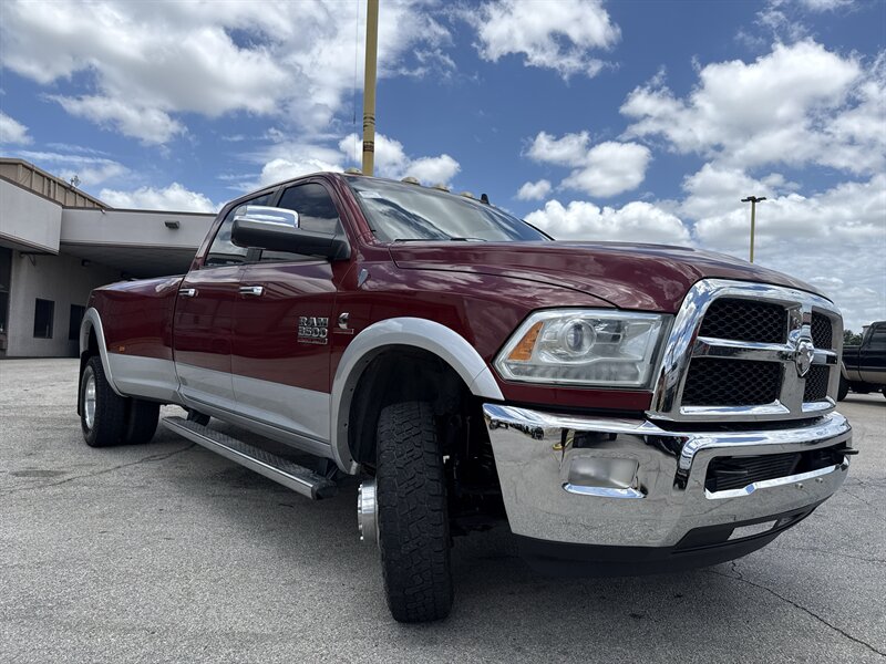 2013 RAM 3500 Laramie - Photo 3 - Arlington, TX 76011