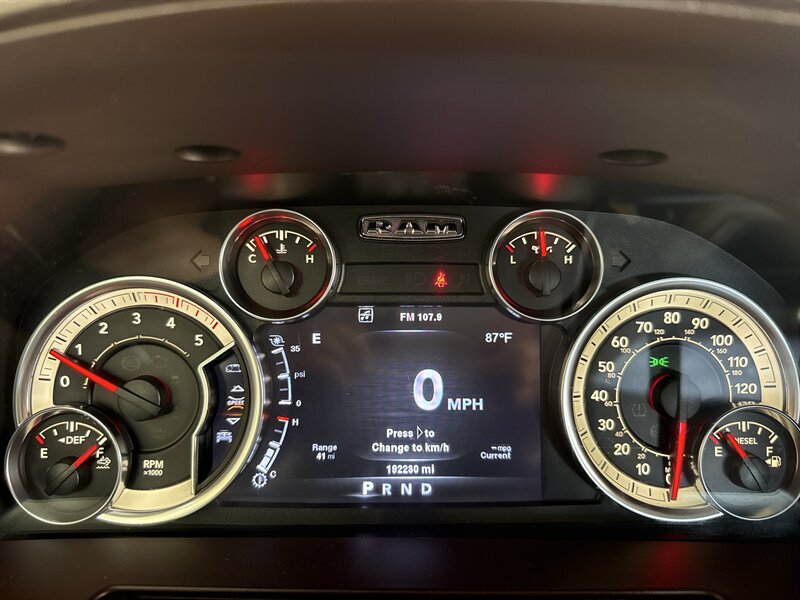 2013 RAM 3500 Laramie - Photo 23 - Arlington, TX 76011