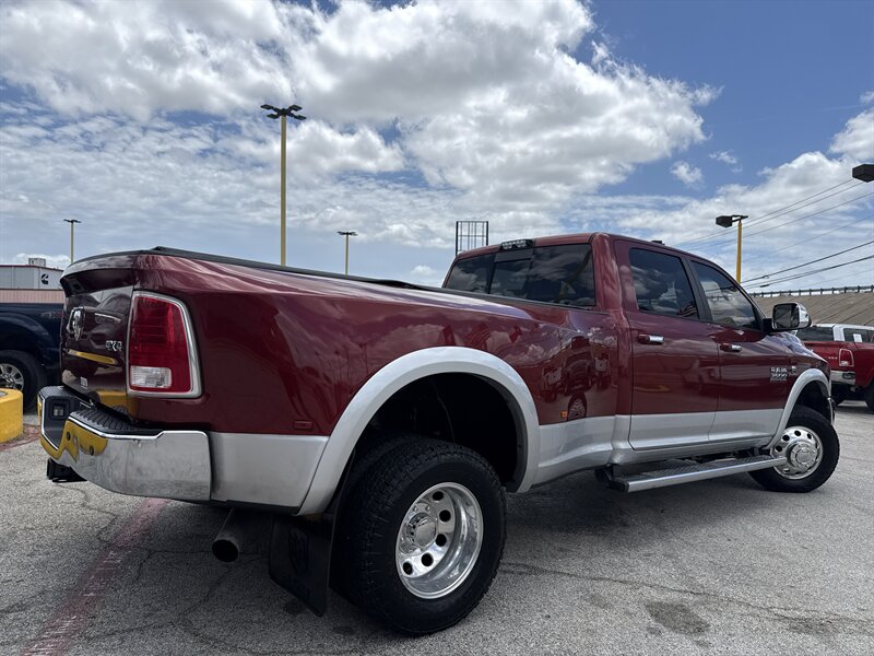 2013 RAM 3500 Laramie - Photo 5 - Arlington, TX 76011
