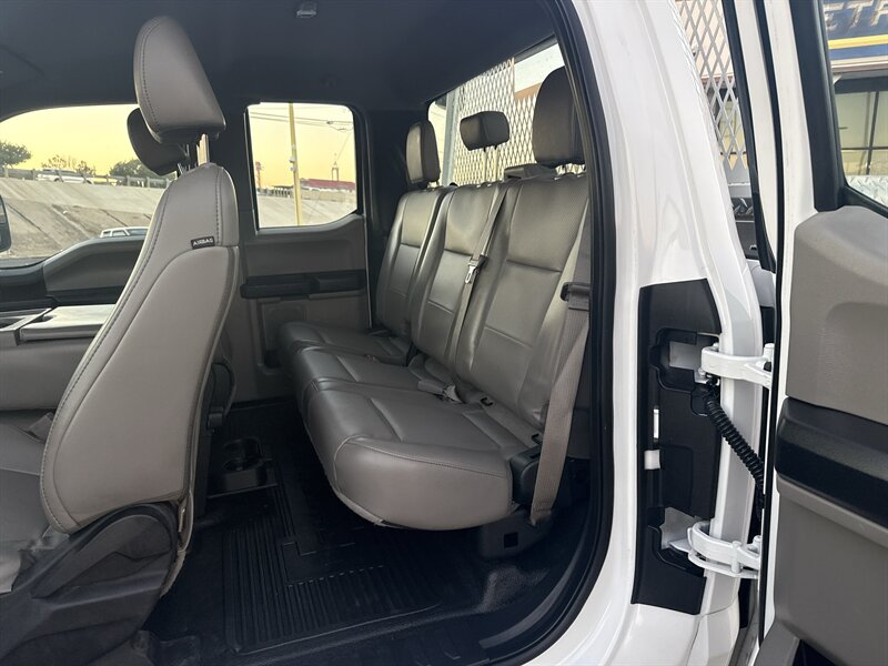 2017 Ford F-250 XL - Photo 16 - Arlington, TX 76011