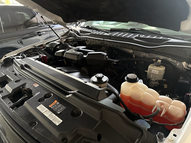 2017 Ford F-250 XL - Photo 27 - Arlington, TX 76011