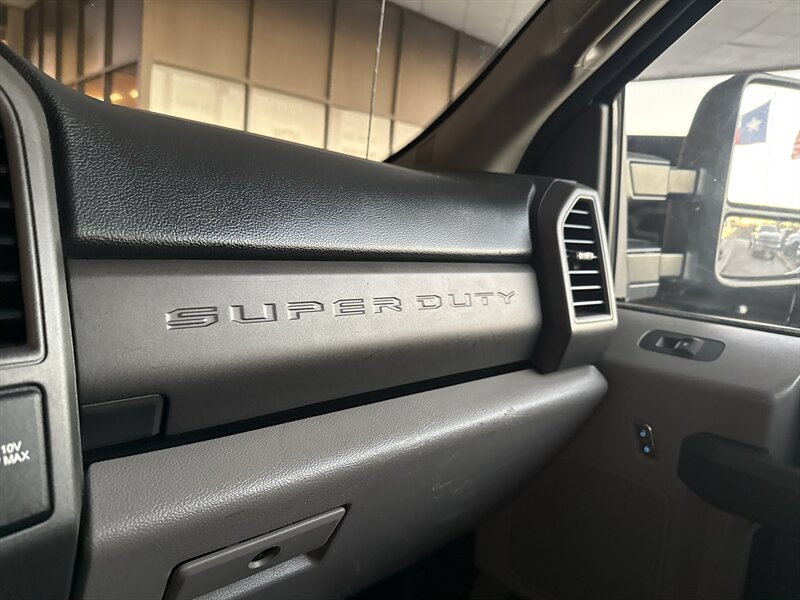 2017 Ford F-250 XL - Photo 24 - Arlington, TX 76011