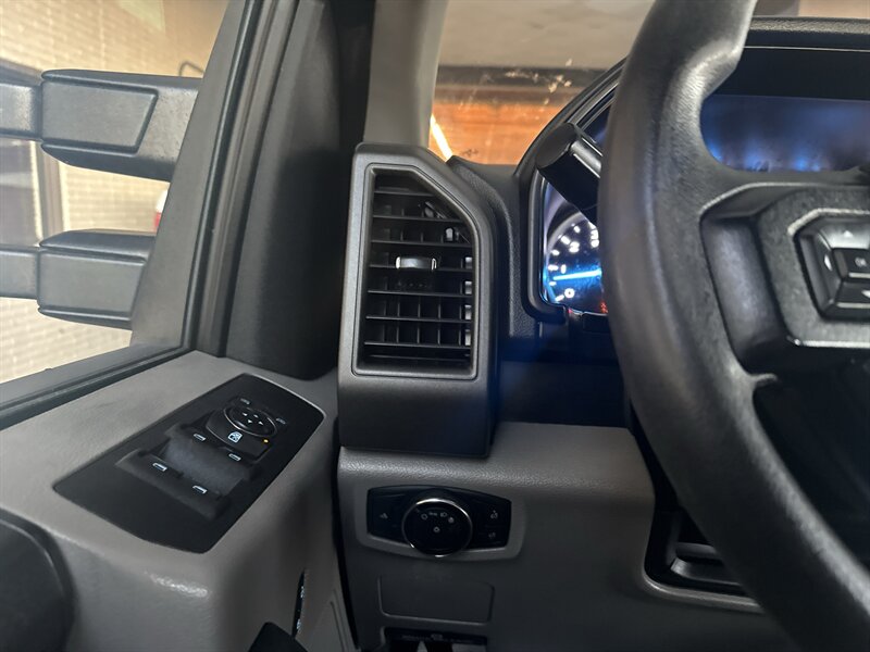 2017 Ford F-250 XL - Photo 21 - Arlington, TX 76011