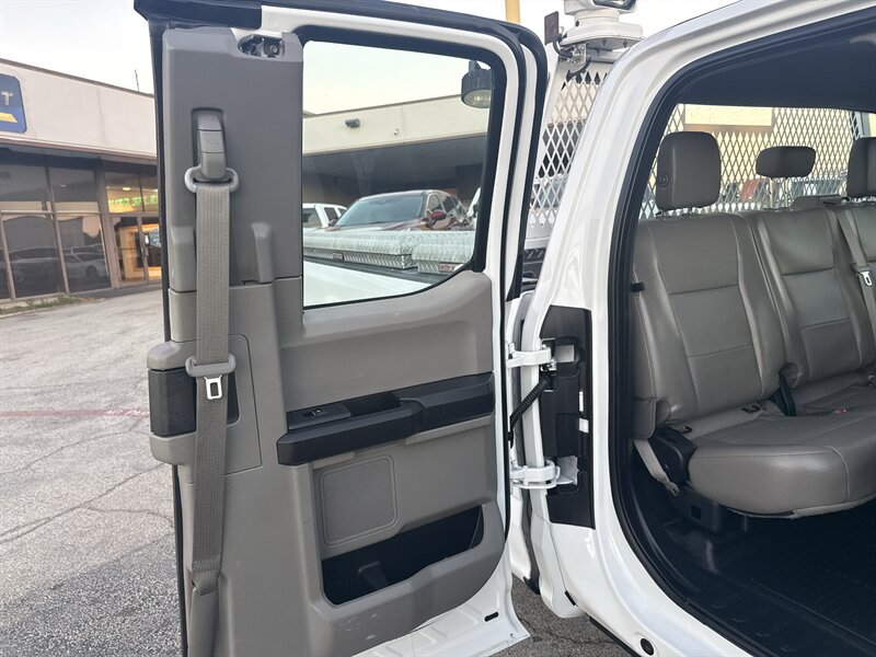 2017 Ford F-250 XL - Photo 19 - Arlington, TX 76011