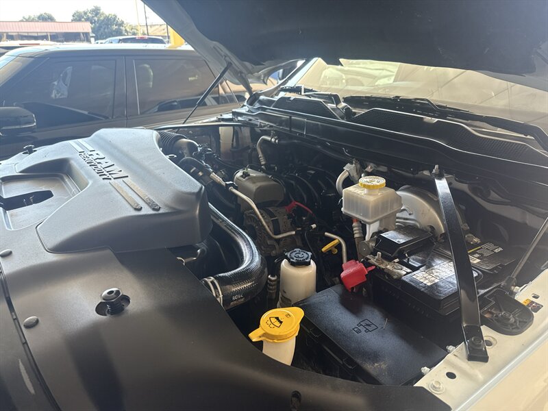 2023 RAM 2500 Tradesman   - Photo 31 - Arlington, TX 76011