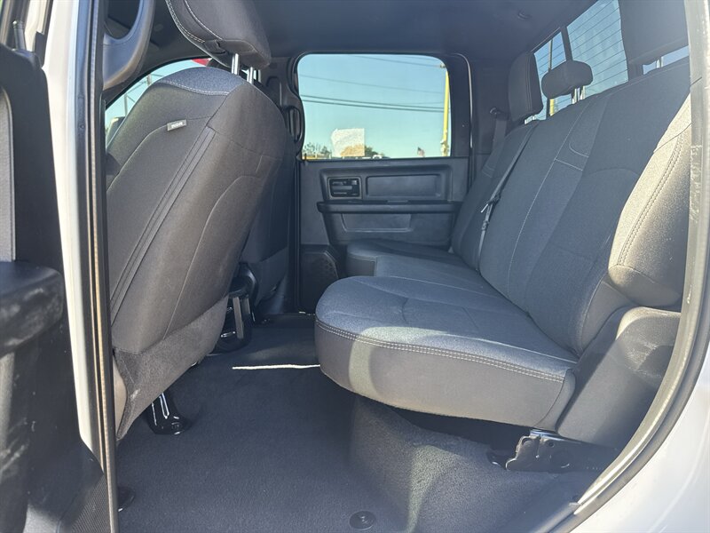 2023 RAM 2500 Tradesman   - Photo 16 - Arlington, TX 76011