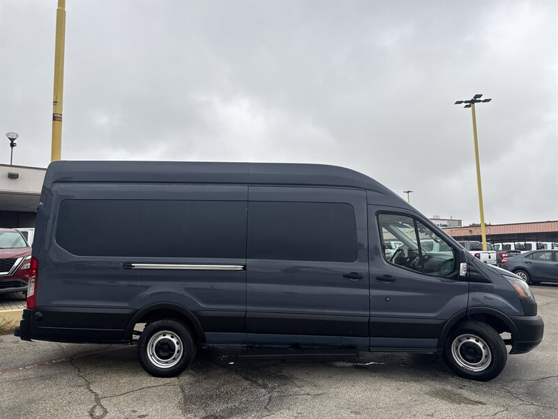 2019 Ford Transit 250 - Photo 4 - Arlington, TX 76011