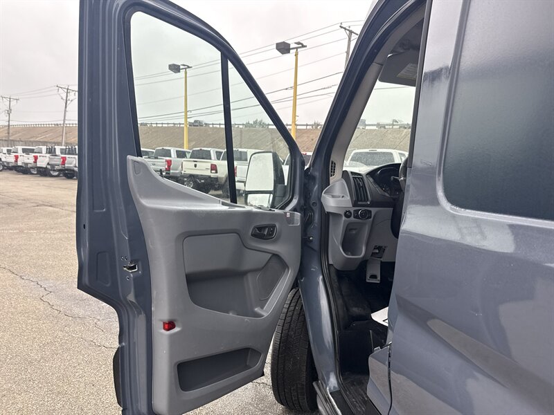 2019 Ford Transit 250 - Photo 14 - Arlington, TX 76011