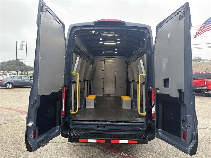 2019 Ford Transit 250 - Photo 7 - Arlington, TX 76011
