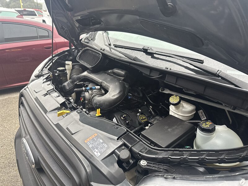 2019 Ford Transit 250 - Photo 30 - Arlington, TX 76011
