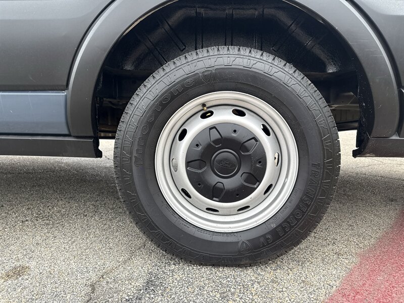 2019 Ford Transit 250 - Photo 12 - Arlington, TX 76011