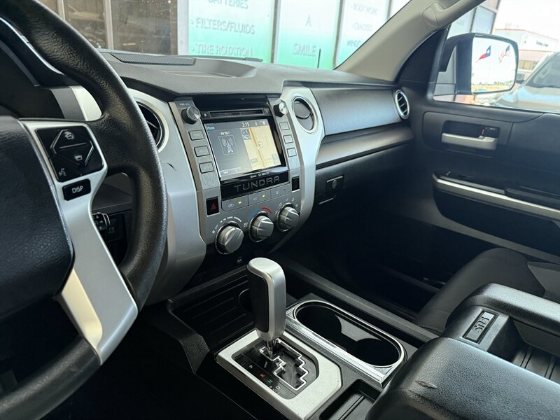2017 Toyota Tundra SR5 - Photo 29 - Arlington, TX 76011