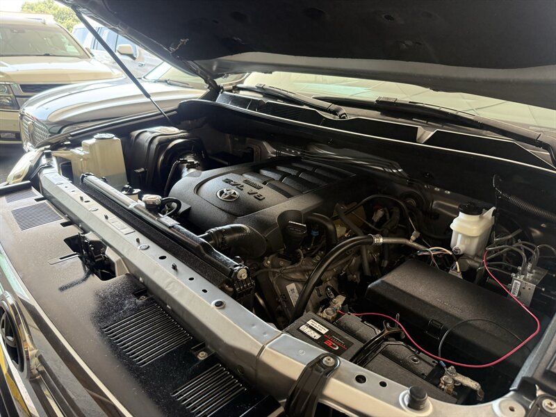 2017 Toyota Tundra SR5 - Photo 33 - Arlington, TX 76011