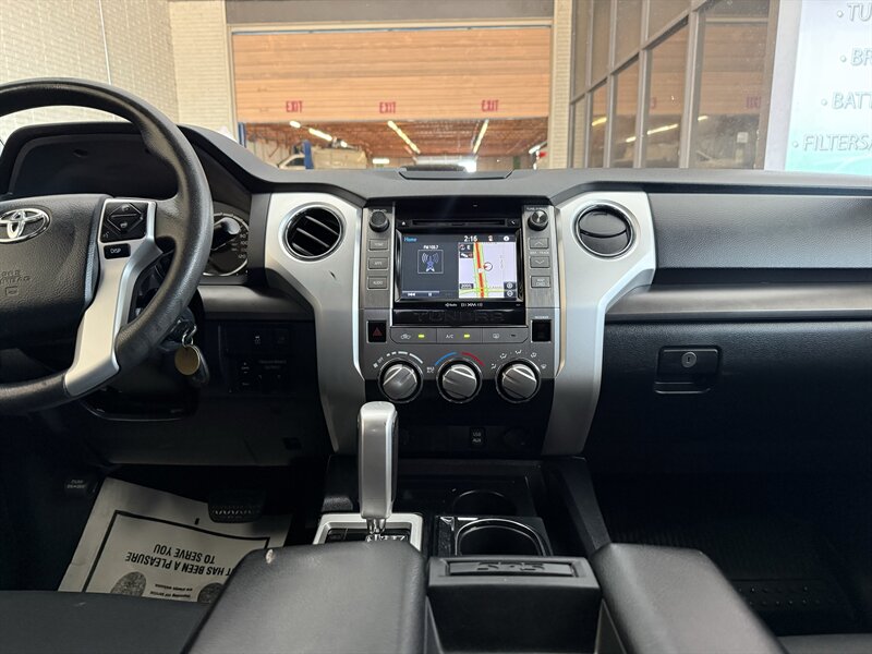 2017 Toyota Tundra SR5 - Photo 27 - Arlington, TX 76011