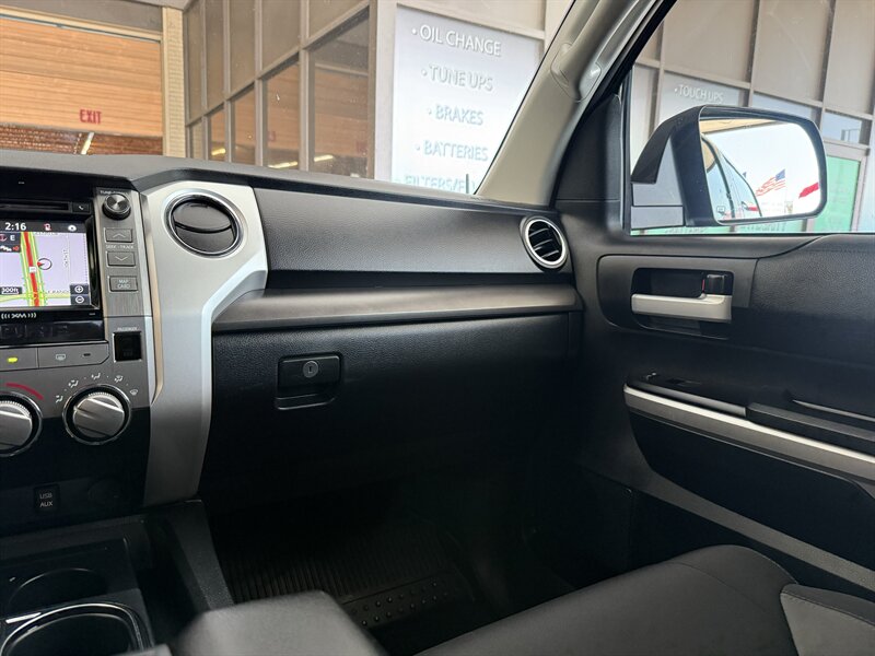 2017 Toyota Tundra SR5 - Photo 28 - Arlington, TX 76011