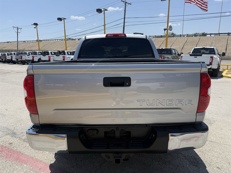 2017 Toyota Tundra SR5 - Photo 6 - Arlington, TX 76011