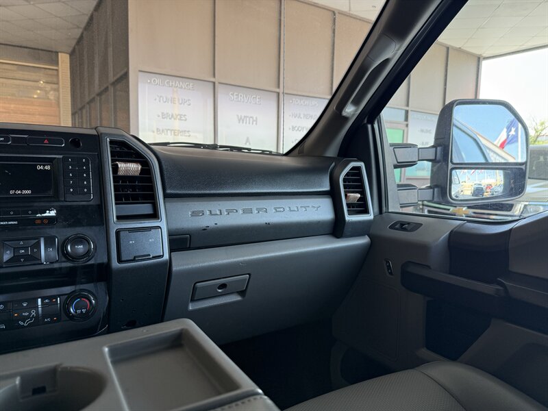 2017 Ford F-350 Super Duty XL - Photo 26 - Arlington, TX 76011