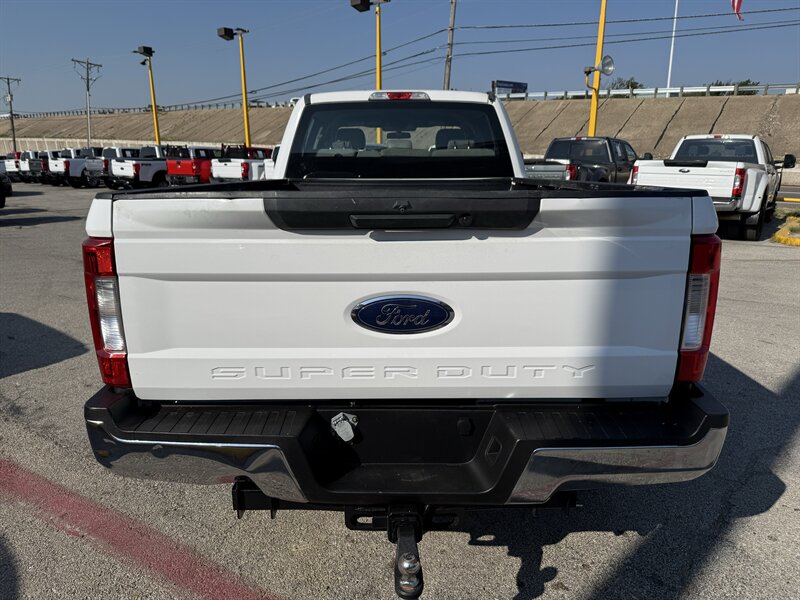 2017 Ford F-350 Super Duty XL - Photo 6 - Arlington, TX 76011