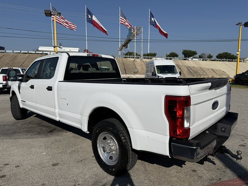 2017 Ford F-350 Super Duty XL - Photo 8 - Arlington, TX 76011