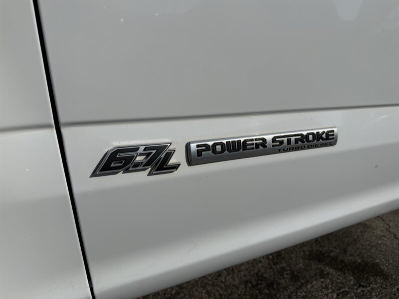 2017 Ford F-350 Super Duty XL - Photo 13 - Arlington, TX 76011