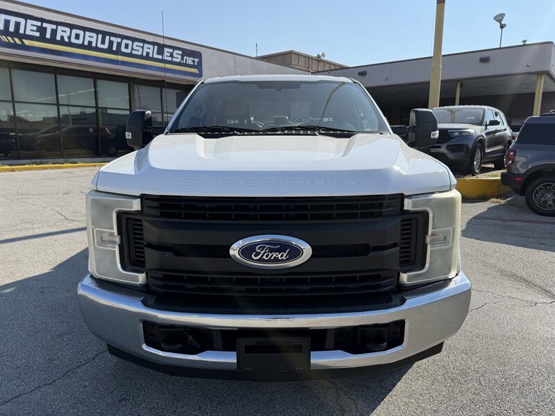 2017 Ford F-350 Super Duty XL - Photo 2 - Arlington, TX 76011