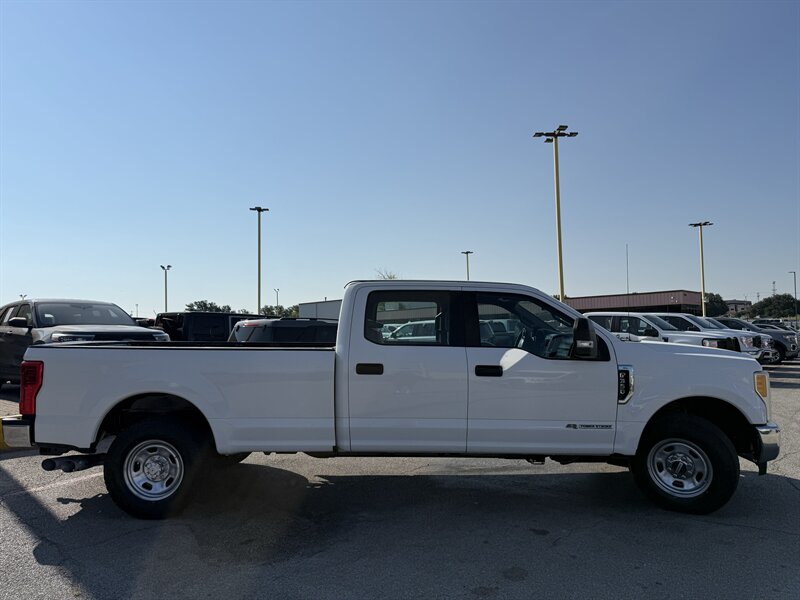 2017 Ford F-350 Super Duty XL - Photo 4 - Arlington, TX 76011