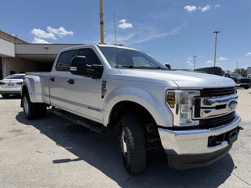 2019 Ford F-350 STX - Photo 3 - Arlington, TX 76011