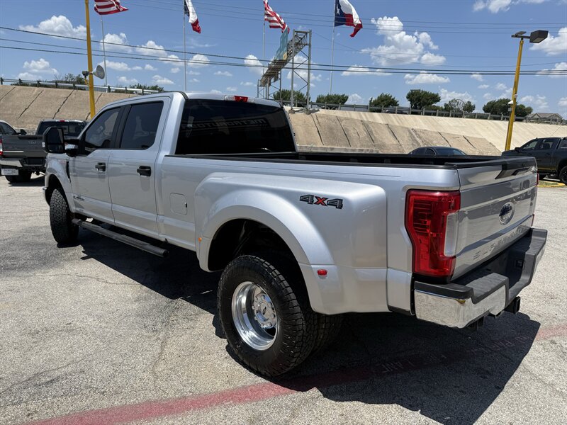 2019 Ford F-350 STX - Photo 7 - Arlington, TX 76011