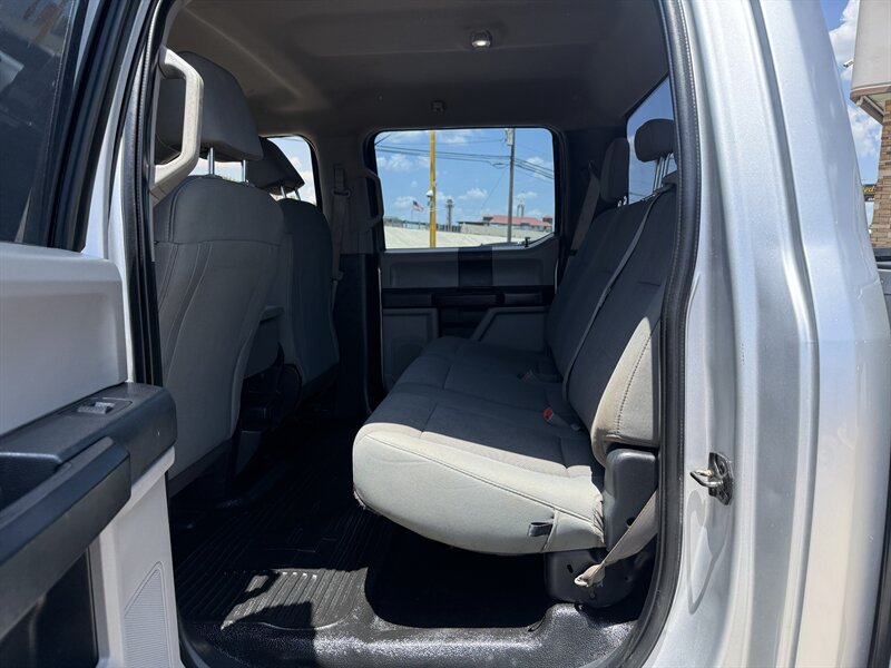 2019 Ford F-350 STX - Photo 17 - Arlington, TX 76011